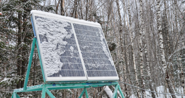 Solar generator maximization during winter power failures